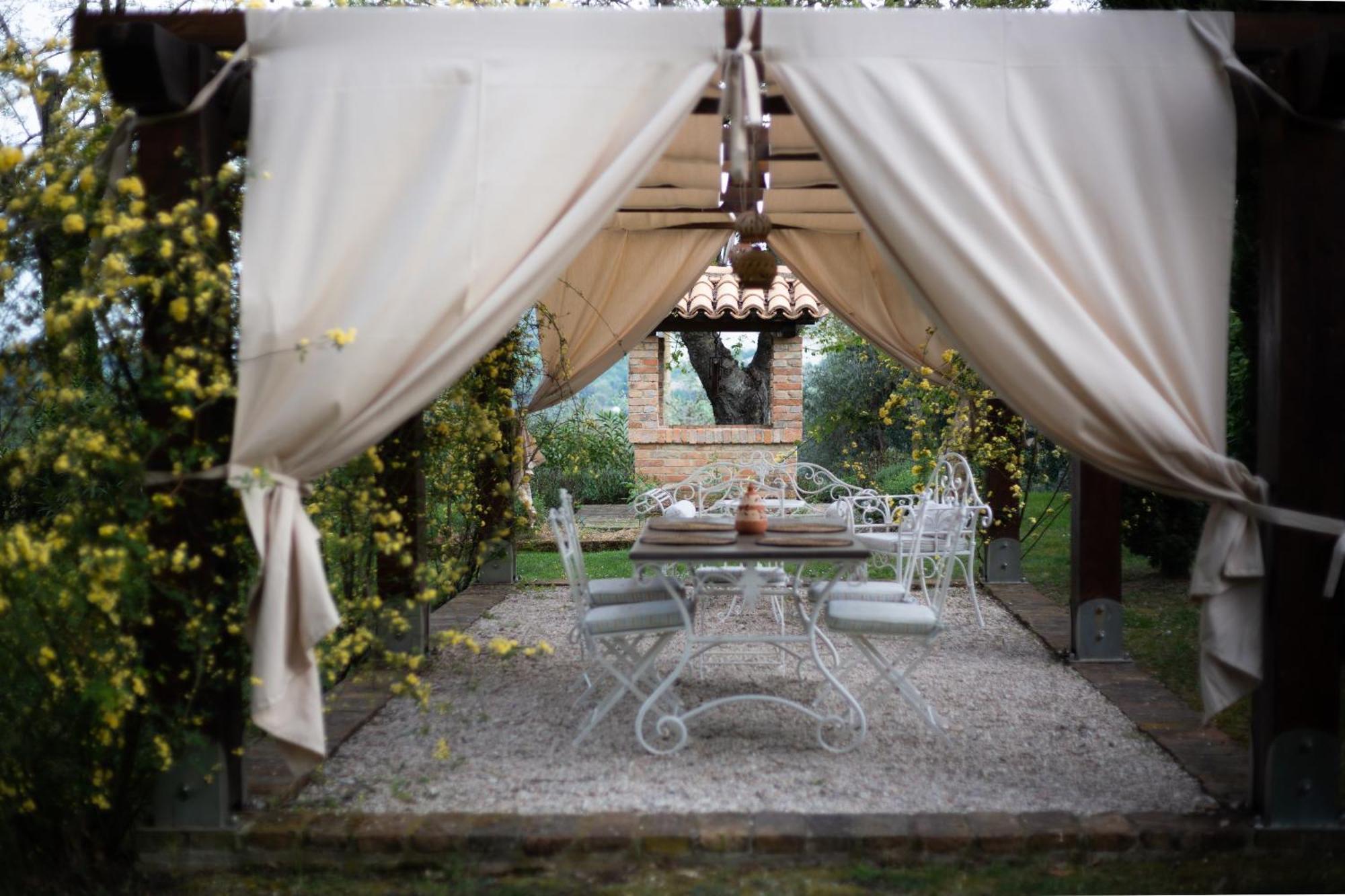 Villa Ca' le cerque Fossombrone Esterno foto