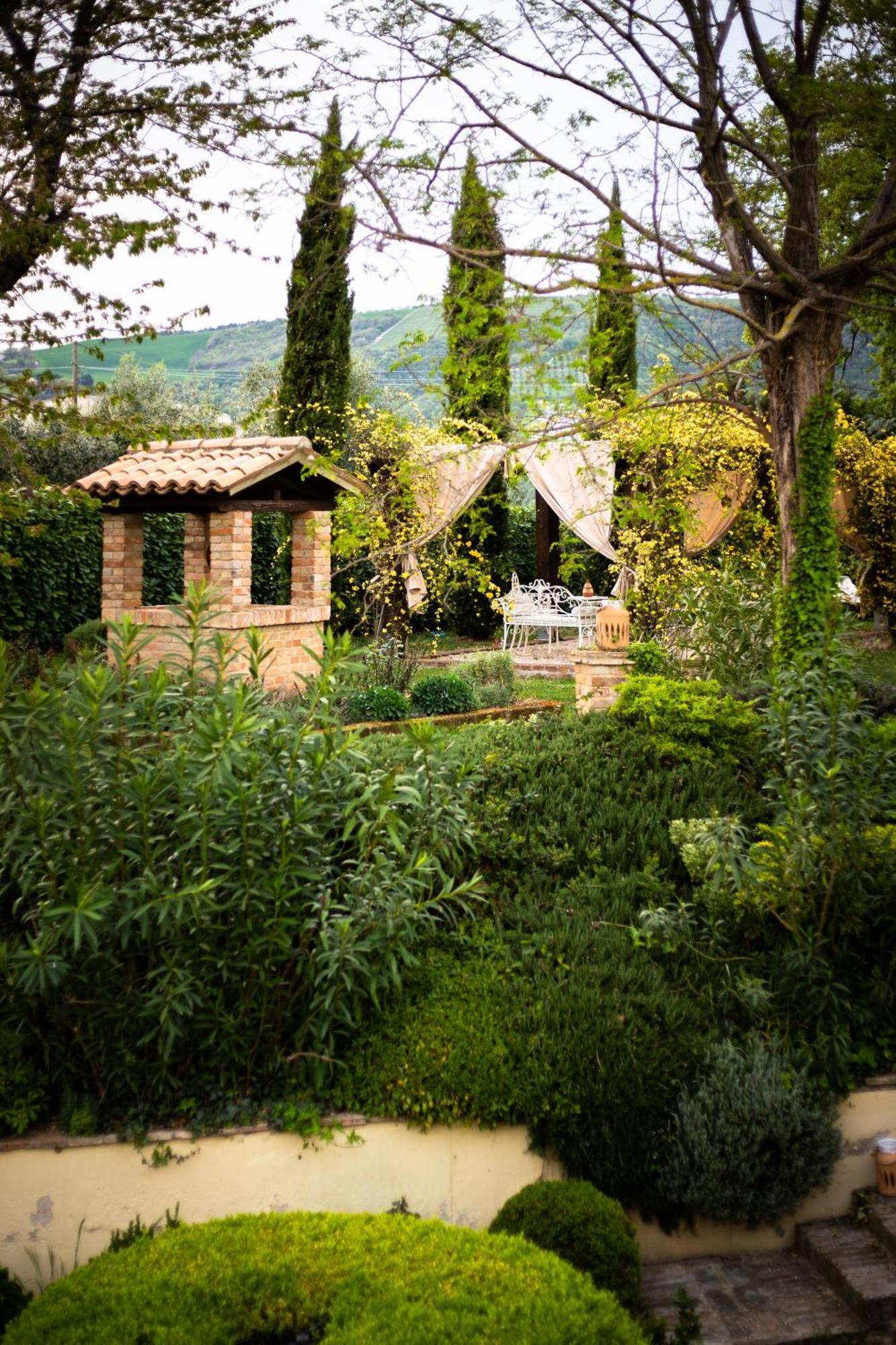 Villa Ca' le cerque Fossombrone Esterno foto