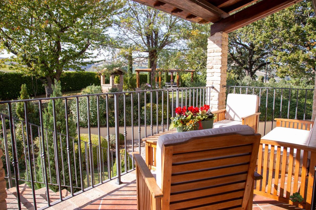 Villa Ca' le cerque Fossombrone Esterno foto